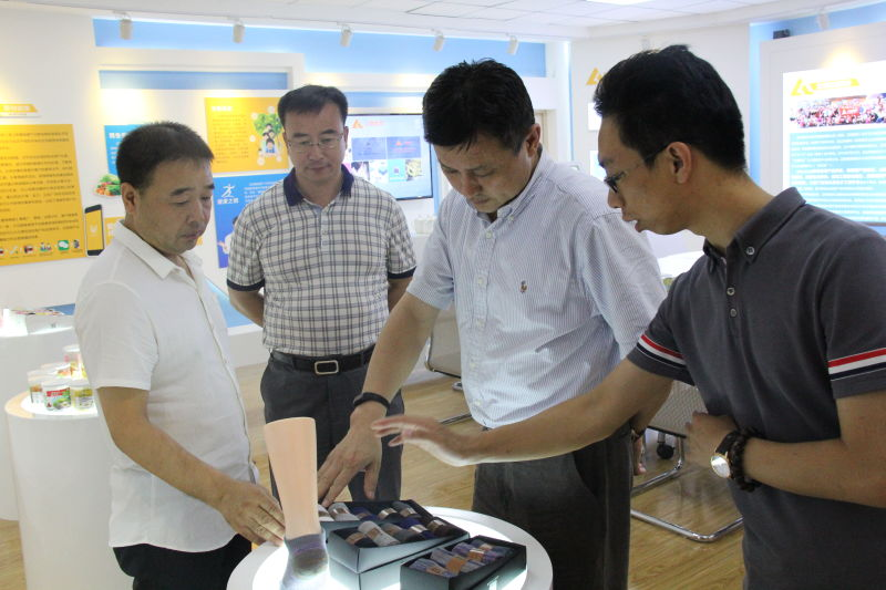 201607191468912005256551 辽阳市委常委、常务副市长张震到SA视讯集团调研领导