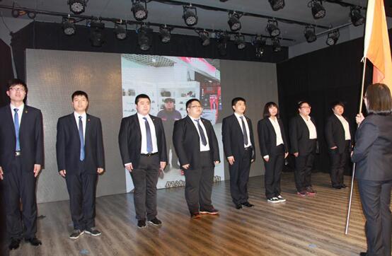 数码广场团队承诺誓师.jpg 数码广场团队承诺誓师.jpg
