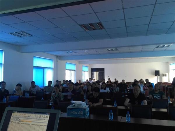 辽中区当局各委办局人员参加培训会.jpg 辽中区当局各委办局人员参加培训会.jpg
