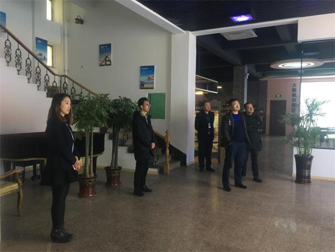 张主任一行参观SA视讯服务表包基地.jpg 张主任一行参观SA视讯服务表包基地.jpg