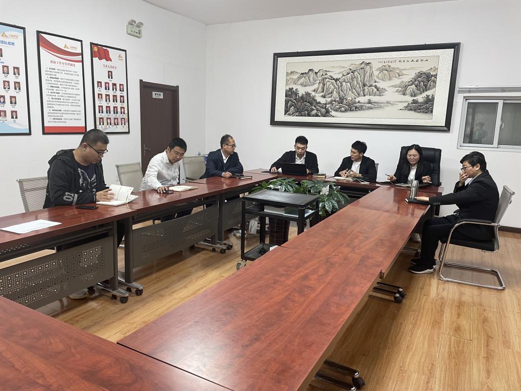 第三幼组答辩会商.jpg 第三幼组答辩会商.jpg